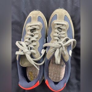 Womens Vejas size 9 dark grey and dark blue